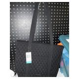 Vera Bradley quilted hand bag