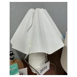 Threshold table lamp