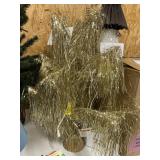 26in Pre-lit fringe tree