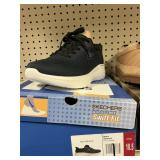Skechers mens sneaker 10.5