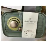 Hearth & Hand portable BT radio