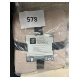 Cozy gauze blanket 1 pc 106inx94in