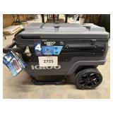 Igloo 70qt Rolling cooler