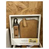 Hearth & Hand  coin wallet & keychain