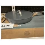Non-stick 5.5qt Jumbo cooker -gray