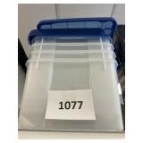 Clear & blue totes & lids 4 ct