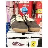 DV womens sneakers size 8