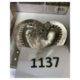 Metal heart dish
