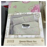 Wicked queen  sheet set