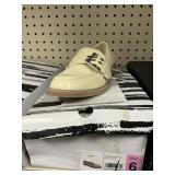 DV womens loafer 6