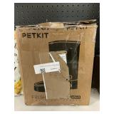 Pet Kit smart pet feeder
