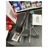 5 pc Grill tools
