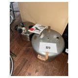 2- Pressure cookers lot