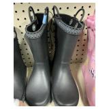 Toddler rain boots size 13/1
