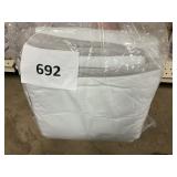 90inx90in Comforter