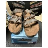 Mt Sole ladies sandal size 11