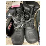 Youth snow boots size 6