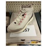 Eddie Bauer womens outdoor boot size 8
