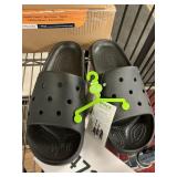 Crocs classic slide V2 size M10W12
