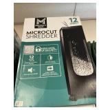 Microcut shredder 12 sheet