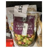 Large cut seasoned croutons 2-32 oz