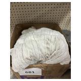 90inx96in  Faux fur comforter -USED ?