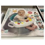 Infantino  booster seat