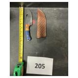 Damascus steel knife