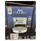 Shark Matrix self empty robot -USED