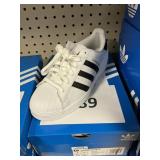 Adidas Superstar J size 5