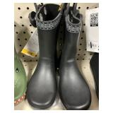 Toddler rain boots size 11/12