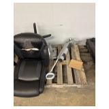 Misc skid lot- MUST take all-damaged