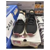 Skechers ladies swift fit sneaker size 8