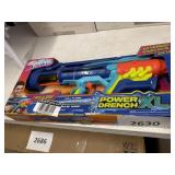 Nerf super soaker power drench XL