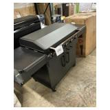 Gas griddle- USED - Griddle top is rusted
