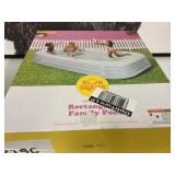 Rectangular family pool 10 ft long - bubbles