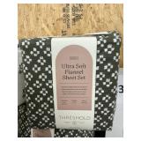 Threshold ultra soft flannel sheet set Queen