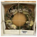 Threshold preserved wreath 21in