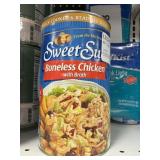 Sweet Sue boneless chicken w/ broth 50 oz
