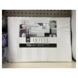 Hotel Coll 700tc Queen sheet set