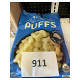 Organic white chedder puffs 18 oz
