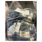 Cozy throw 60inx72in
