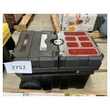 Keter roller organizer -top damaged