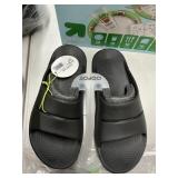 Oofos slides M7W9