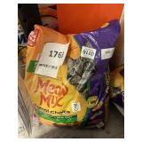Meow mix 32lb