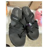 Skechers sandals size 11