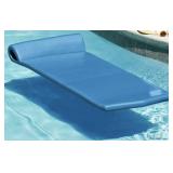 Deluxe pool lounge