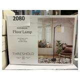 Threshold floor lamp