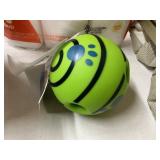 Wobble Wag giggle dog toy ball