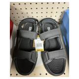 Eddie Bauer sandal size 8M
